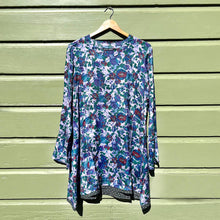  Voltaire Tunic Roses Grape