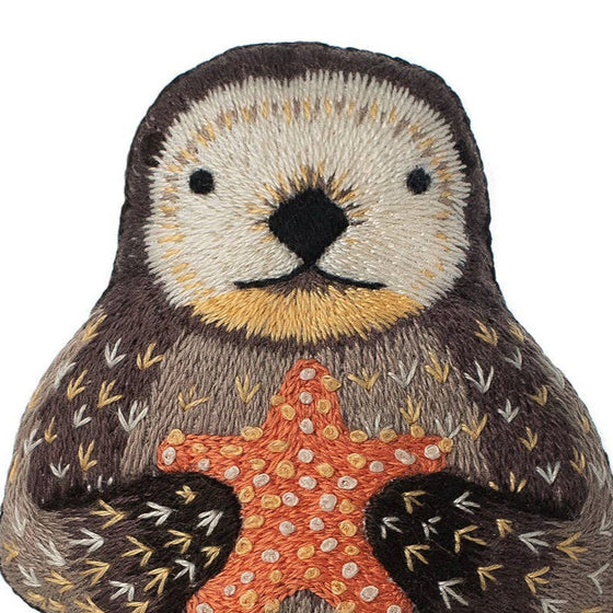 Otter - Embroidery Kit