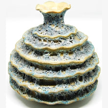  Round Base Vase With Ruffel Sea